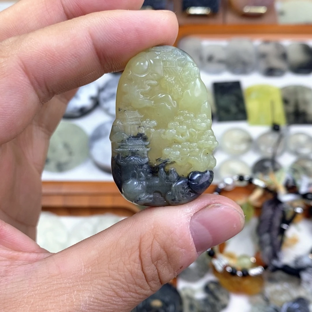 岫玉未镶嵌颈饰岫玉吊坠