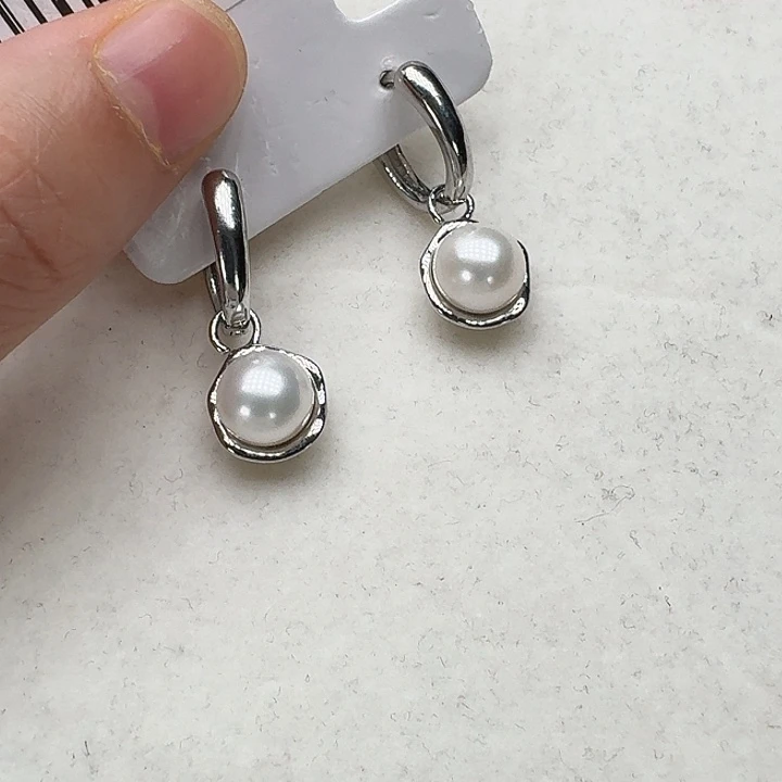 未镶嵌淡水珍珠耳饰