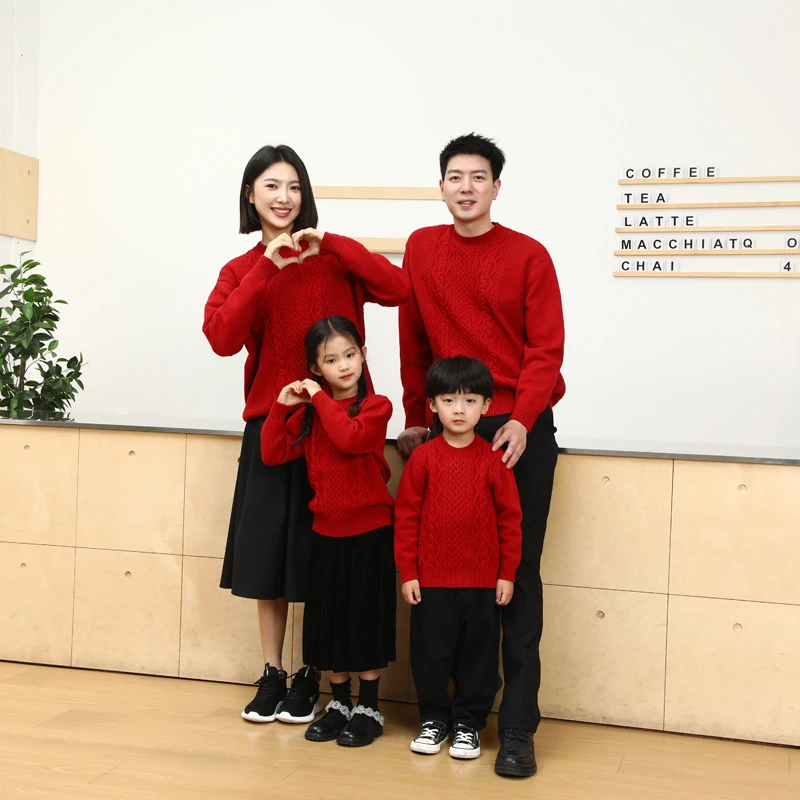 马年2026春节喜庆红色亲子麻花毛衣一家四口全家福年服母女装毛衣