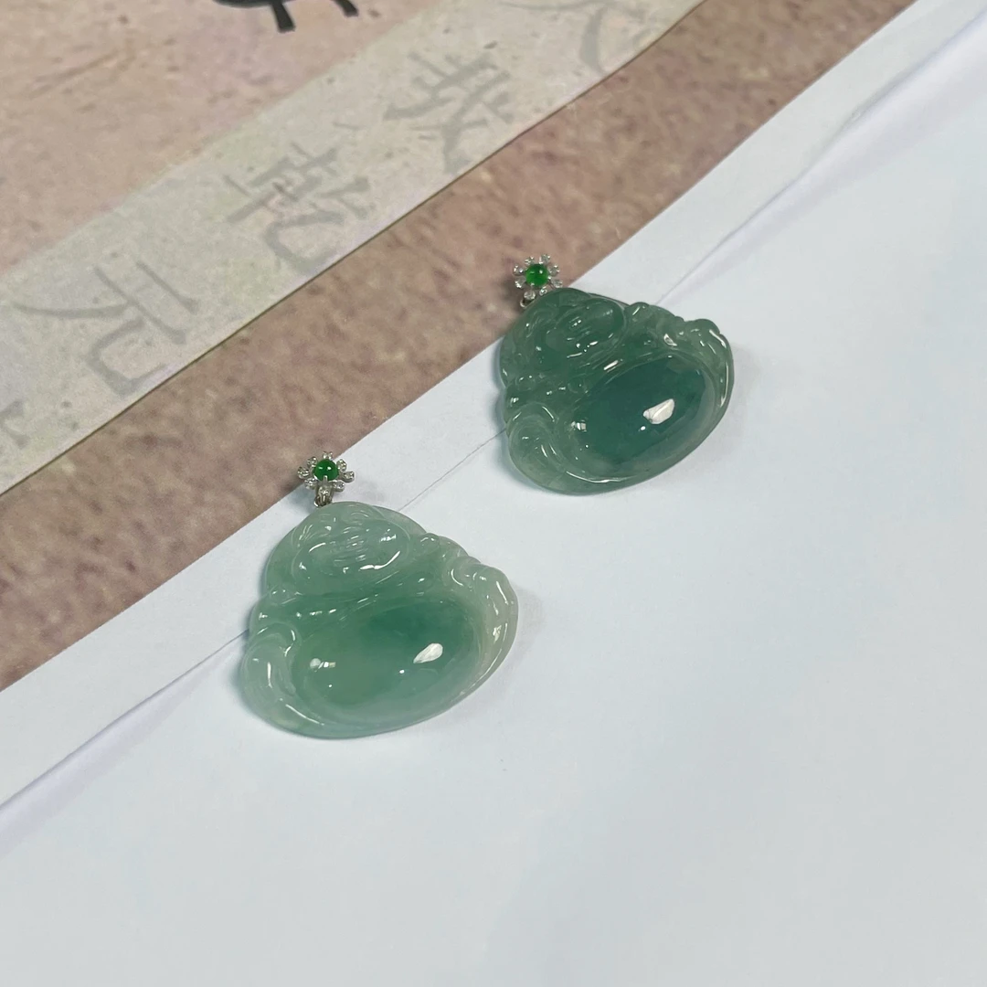 【小宝珠宝】7 T75556-18K金镶嵌翡翠吊坠-多样性发其一-21*26*5mm