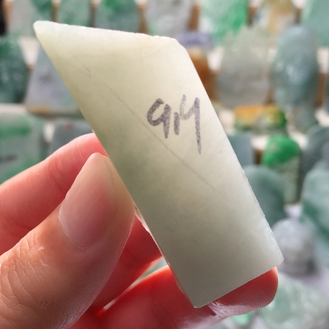 翡翠散珠翡翠原石片料