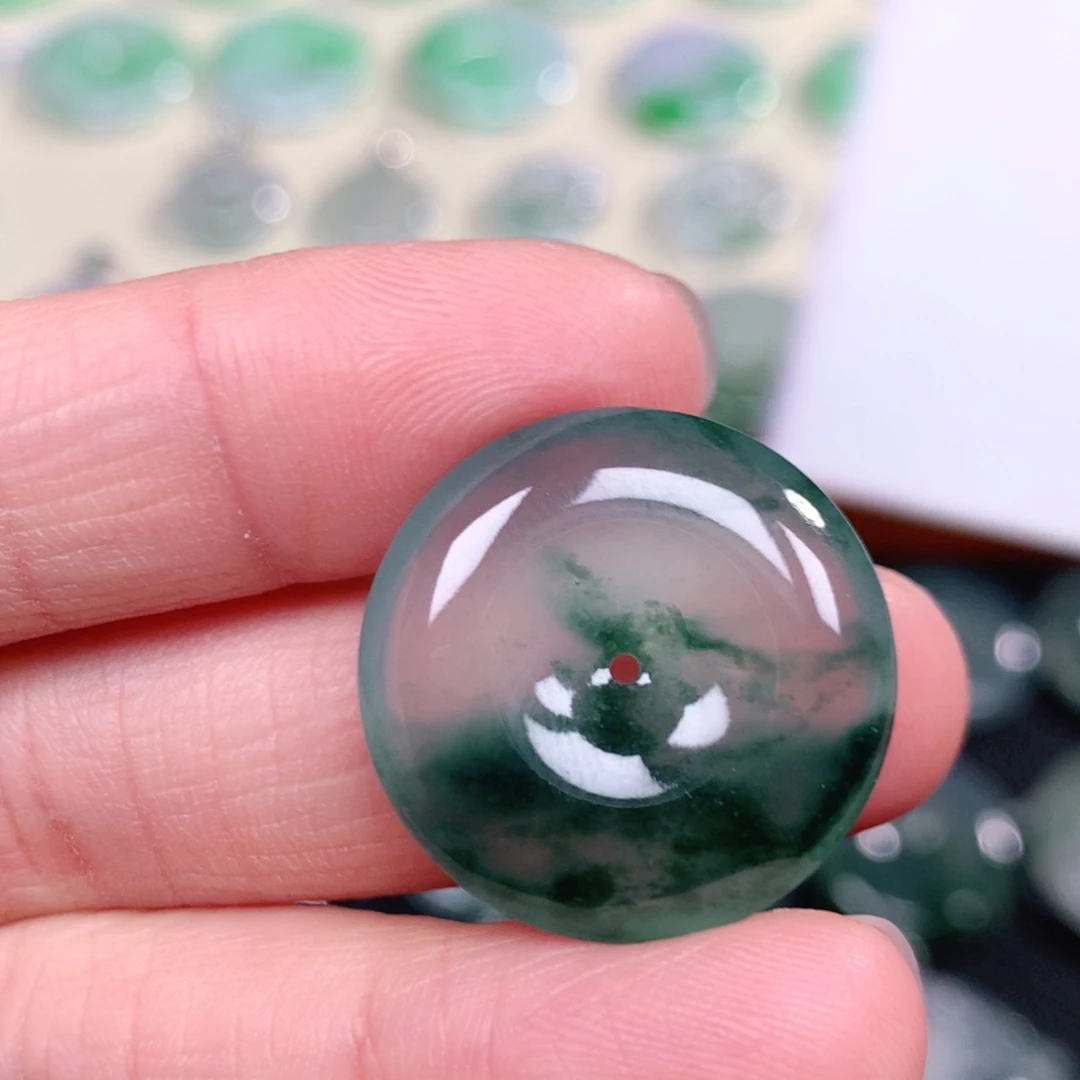 翡翠未镶嵌颈饰23.3-5.5