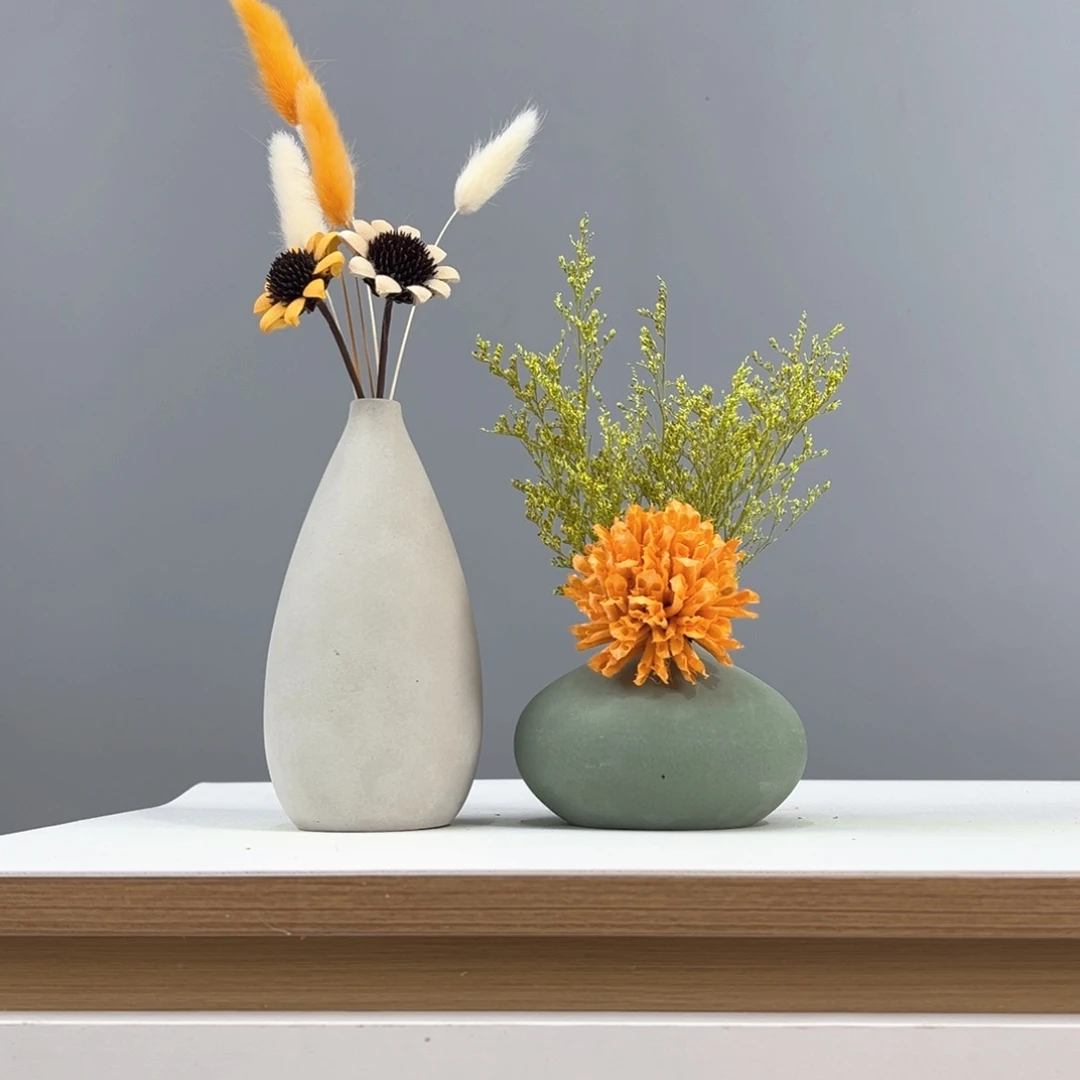 瓶花瓶带花高度20-30厘米左右