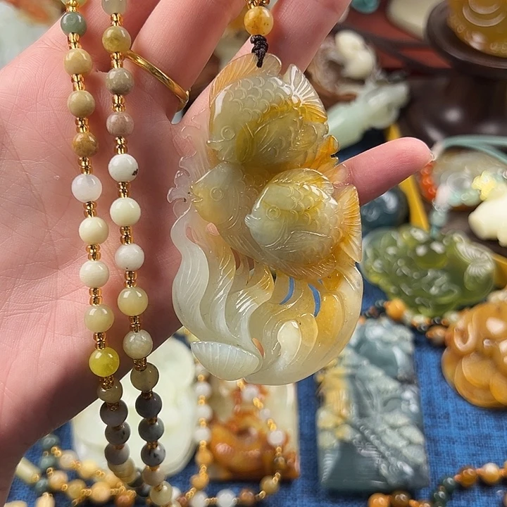 合金蛇纹石玉颈饰