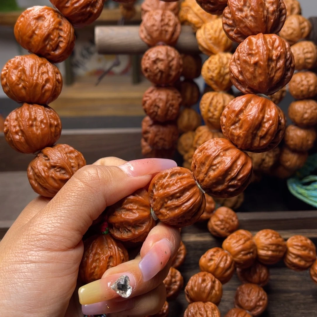 文玩核桃吊坠人****翔树王