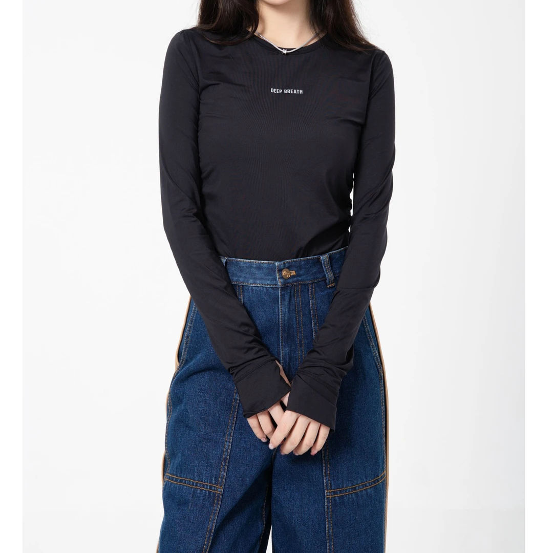 GIRDEAR/哥弟深呼吸圆领舒适短款腰褶修身设计感百搭T恤女1300887