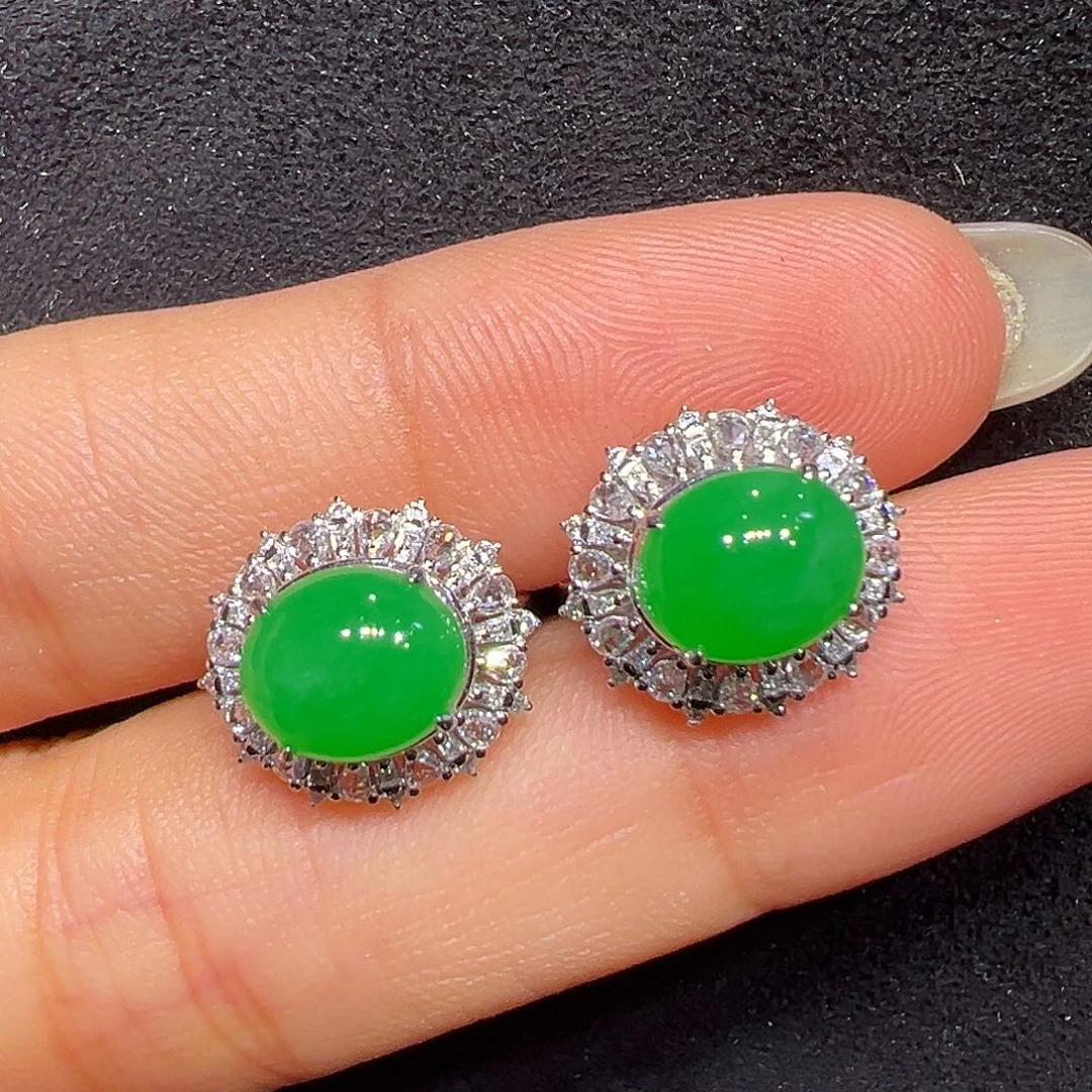 翡翠18K金镶嵌耳饰蛋面