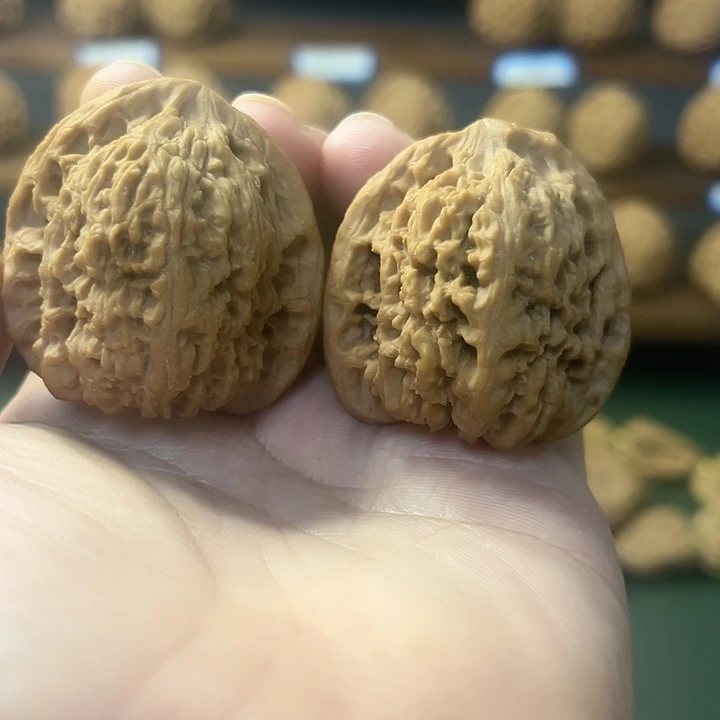 吊坠文玩核桃南疆石