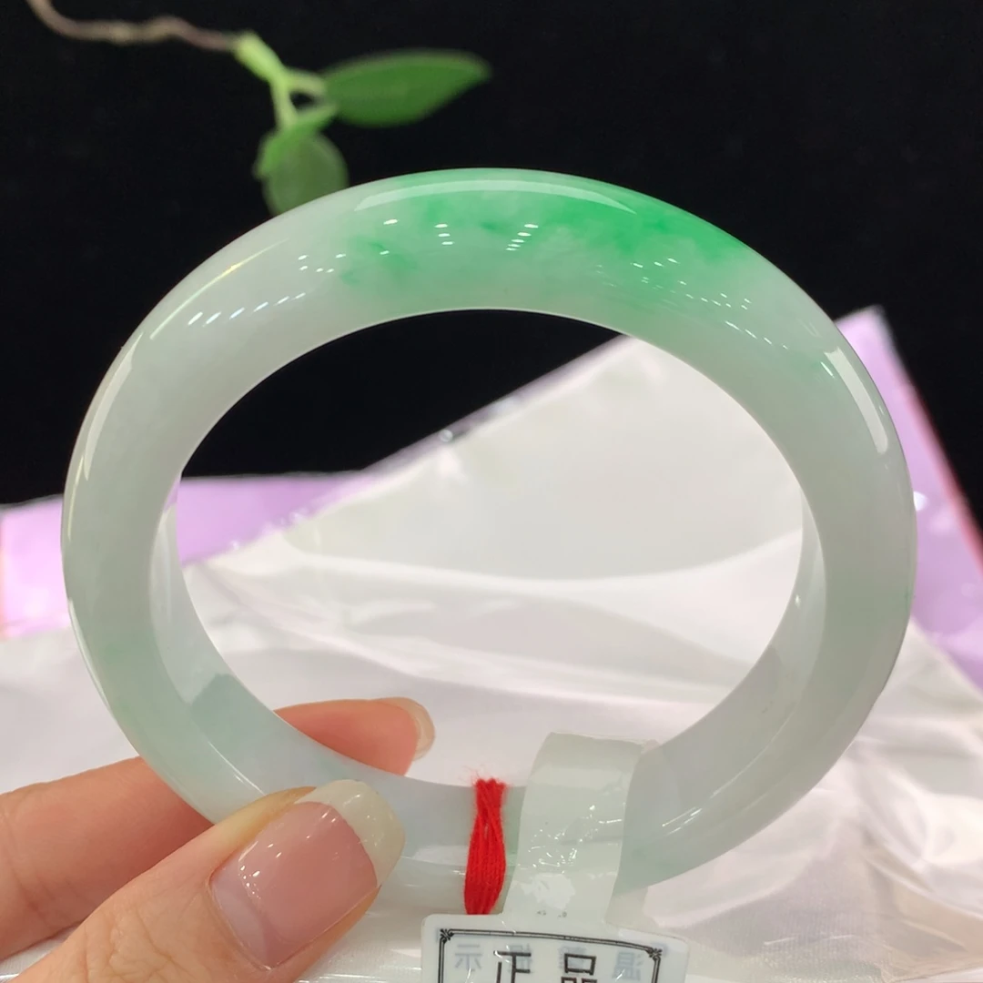 翡翠手镯未镶嵌111-0140