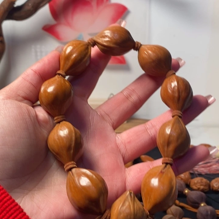 橄榄核手串/手链2.0三花铁盒