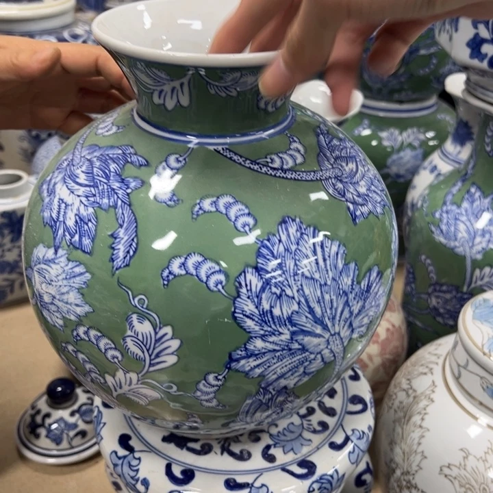 瓷片微瑕。。。。。。。。。。。。。