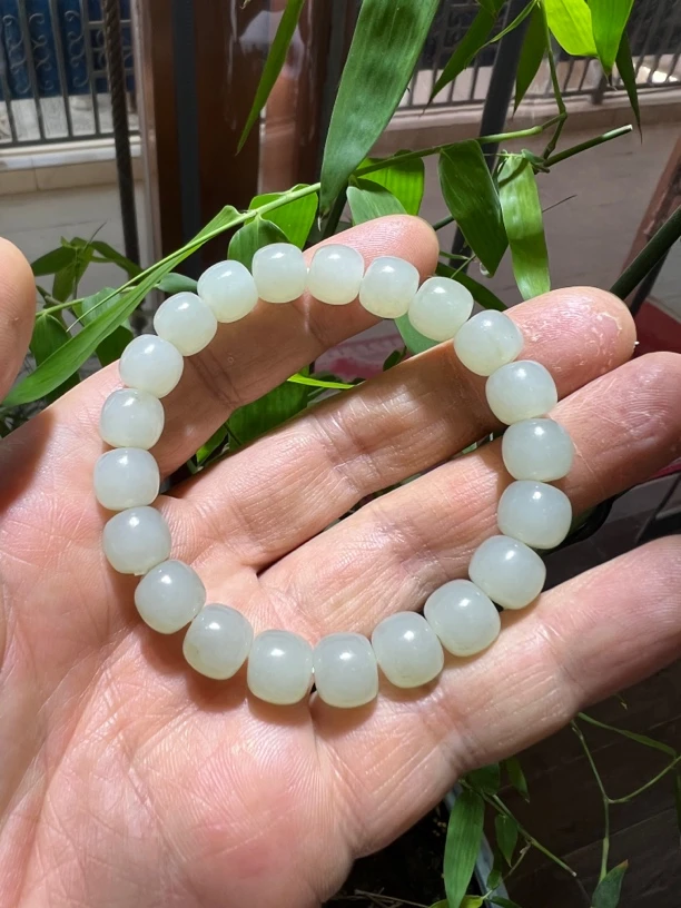 新疆和田玉手串高青白