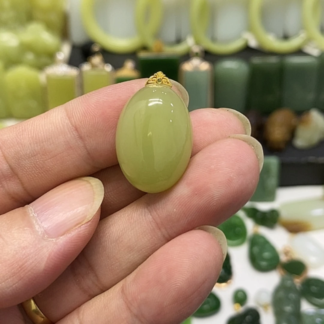 【闪购商品】18K金镶嵌手链和田玉