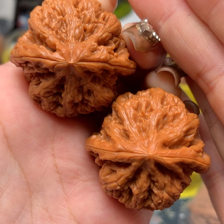 【闪购商品】文玩核桃吊坠40-27473-02