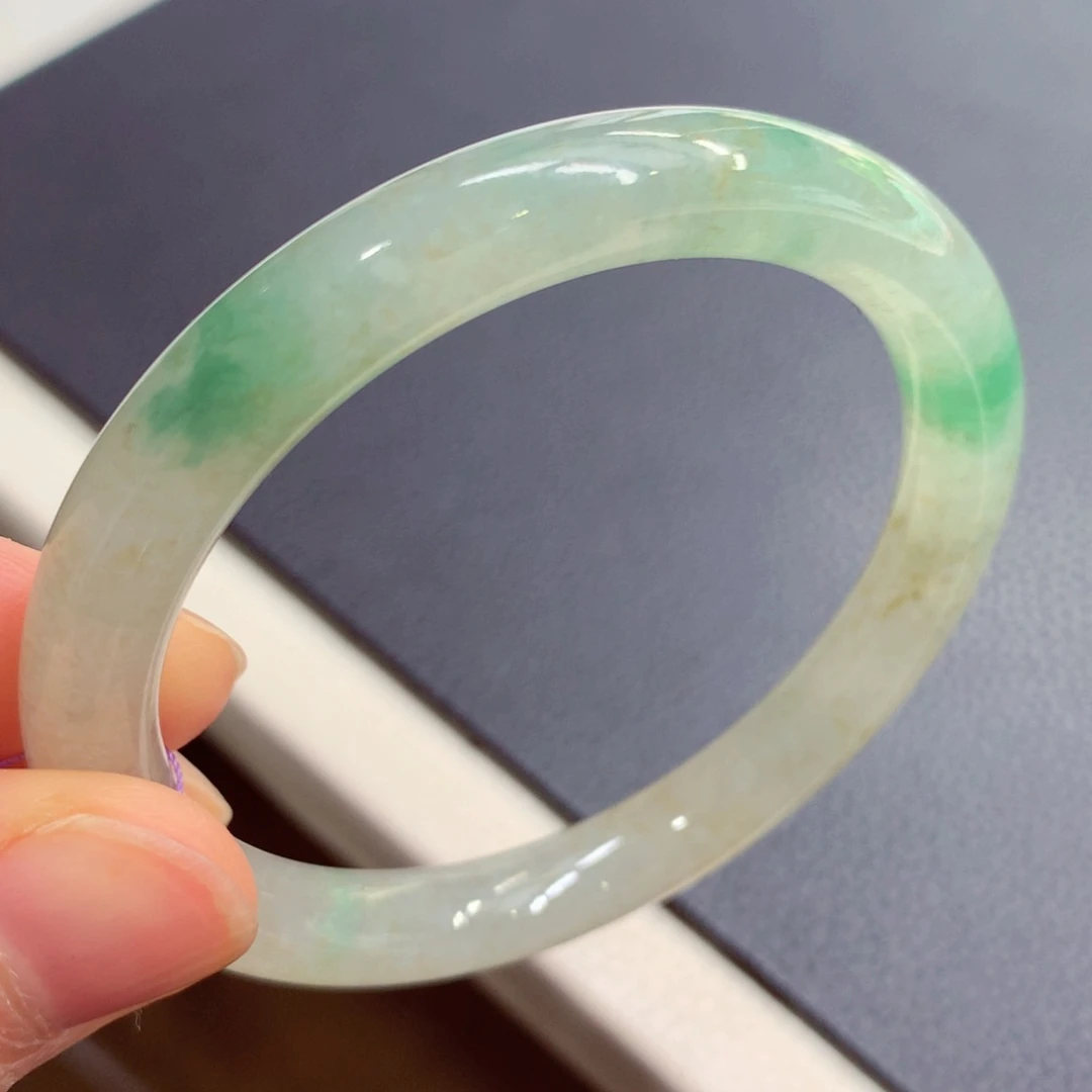 未镶嵌手镯翡翠翡翠