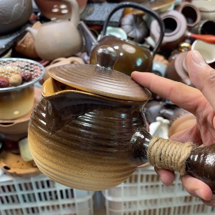 瓷片你也别多管他们什么都