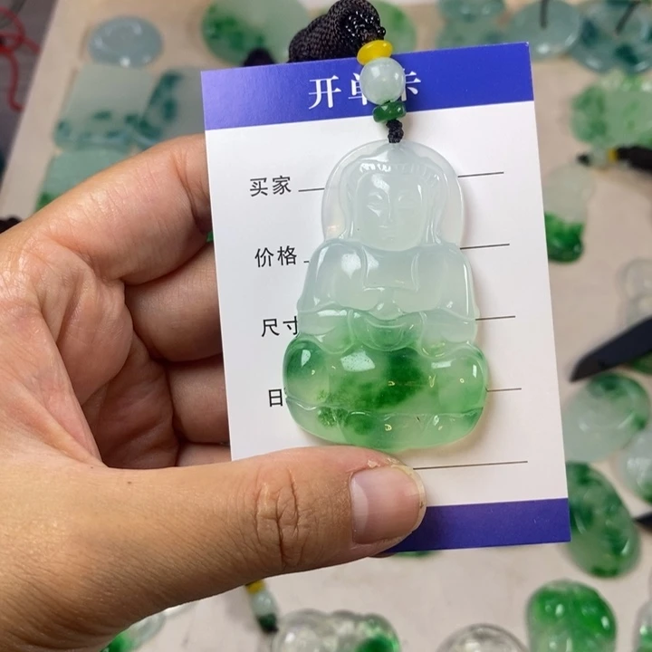 好***见非金属石英石观音吊坠