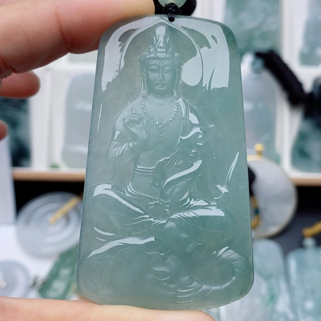 風***淡翡翠未镶嵌颈饰普贤