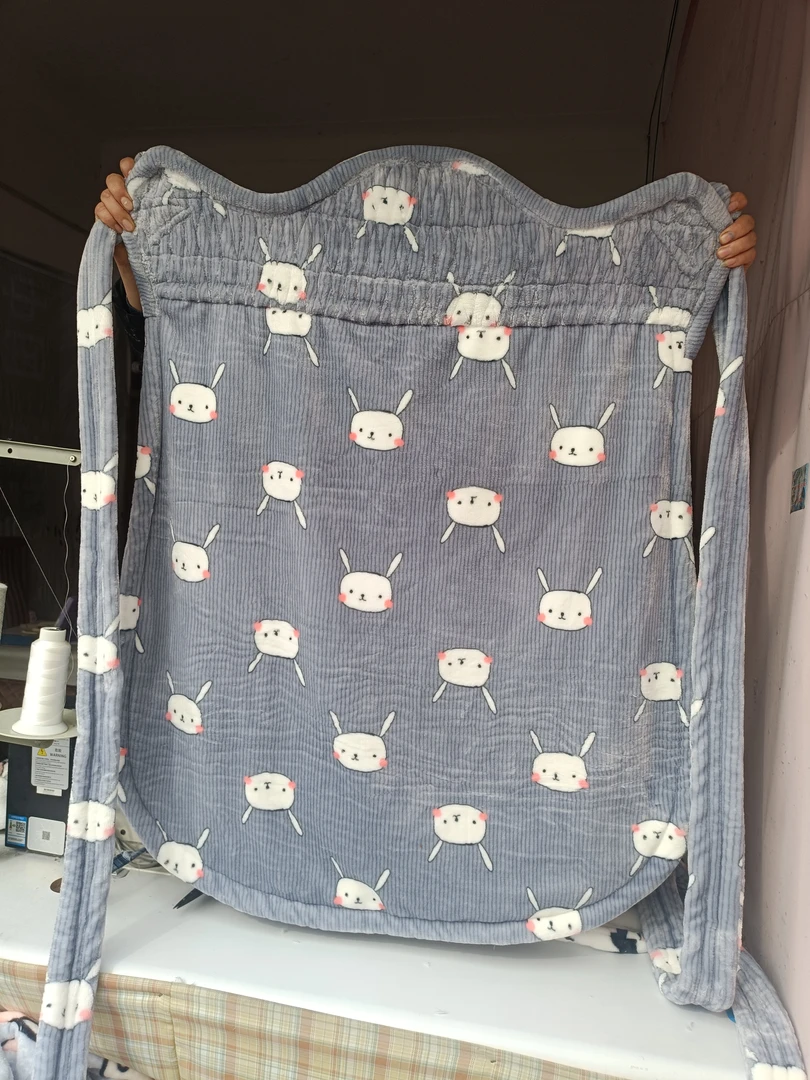 冬天保暖背带防寒法兰绒面料0到4岁加大号