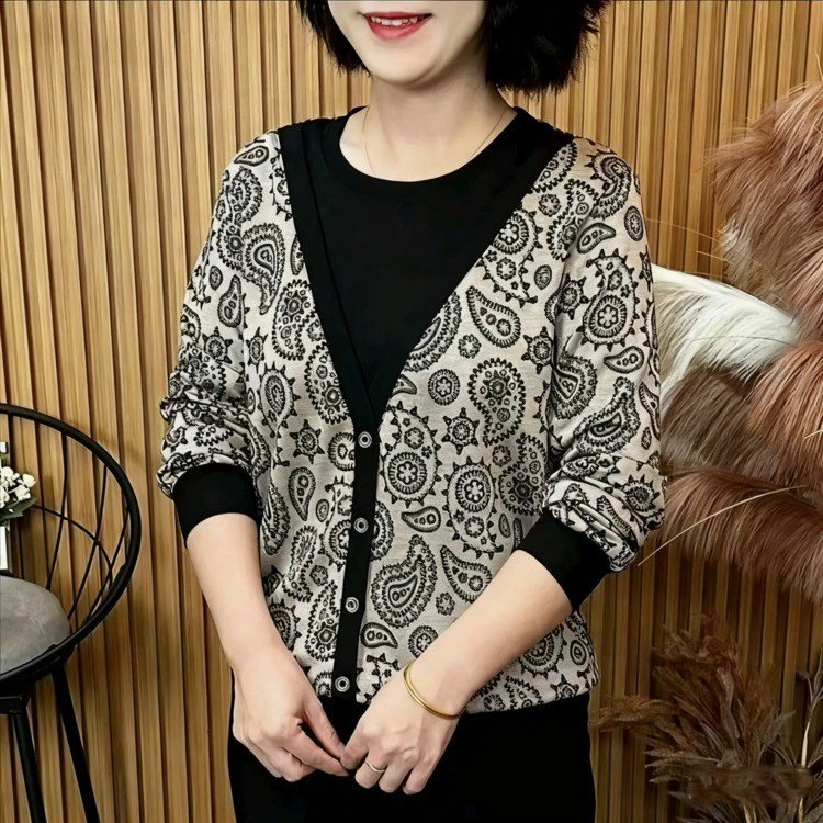 秋季圆领时尚常规款假两件中老年女装休闲风长袖小衫F6632
