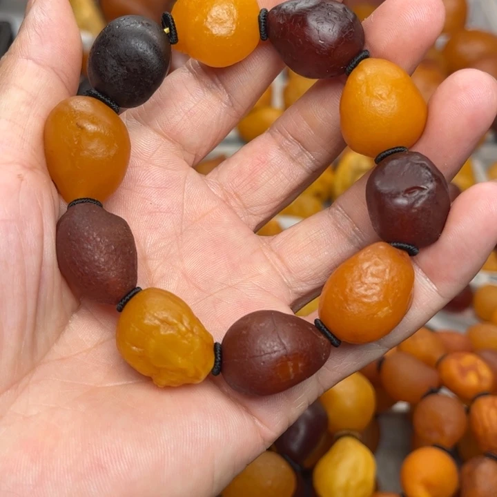 琥珀未镶嵌裸石天然蜜蜡手串