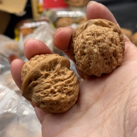文玩核桃吊坠@**血麒麟