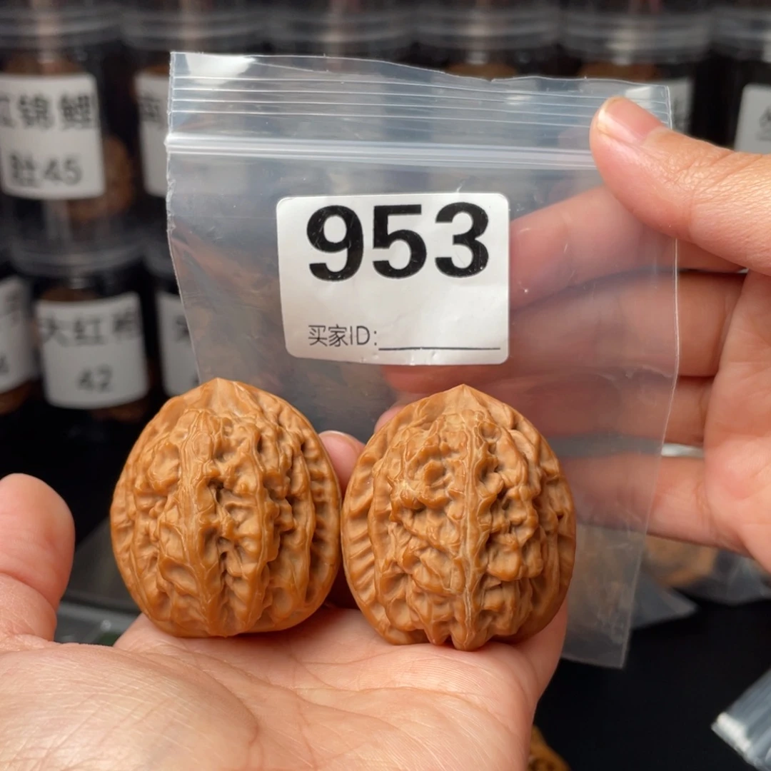 西***哥把件文玩核桃43红锦鲤