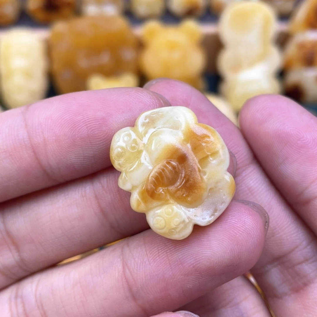 未镶嵌琥珀裸石蜜蜡