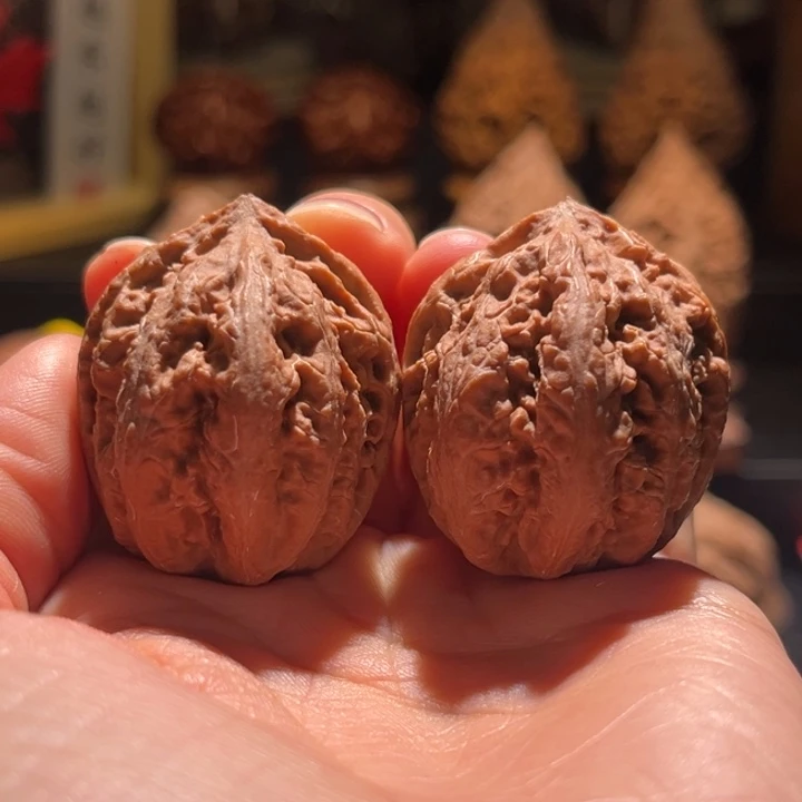 吊坠文玩核桃玉龙珠60