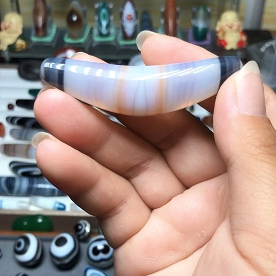 玛瑙/玉髓颈饰未镶嵌