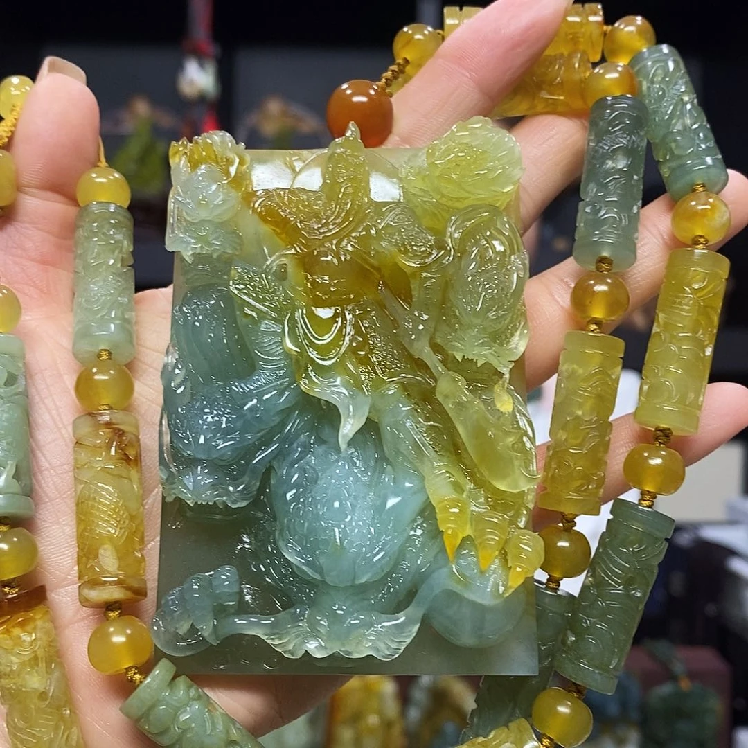 未镶嵌岫玉挂件吊坠