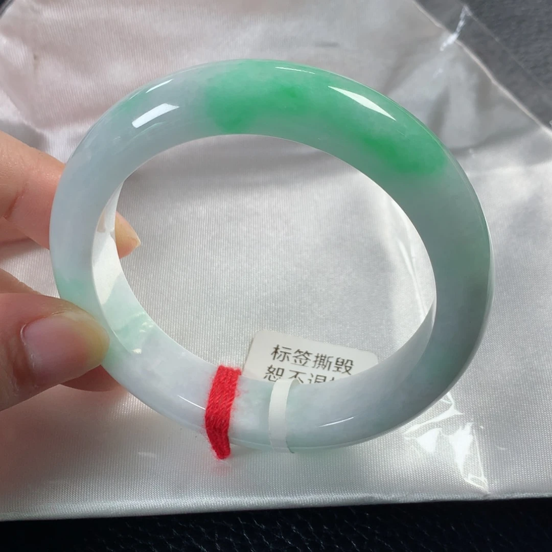 翡翠手镯未镶嵌缅甸天然翡翠手镯56圈口