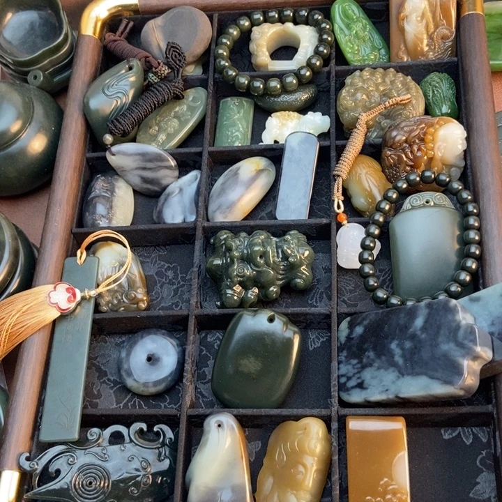 和田玉未镶嵌挂件