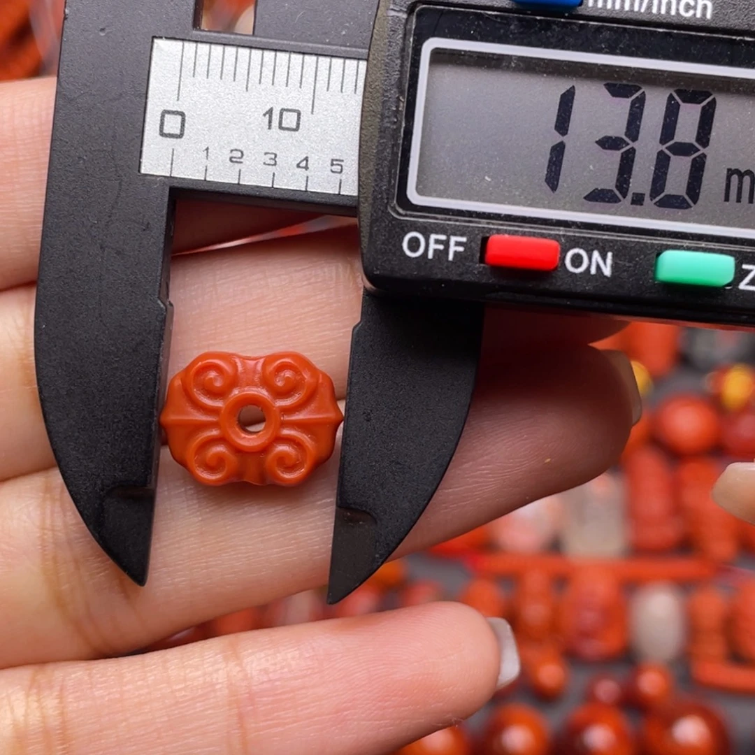 未镶嵌配饰南红玛瑙