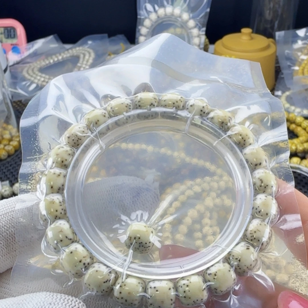 手串星月菩提海南星月菩提骨瓷白卡10河豚