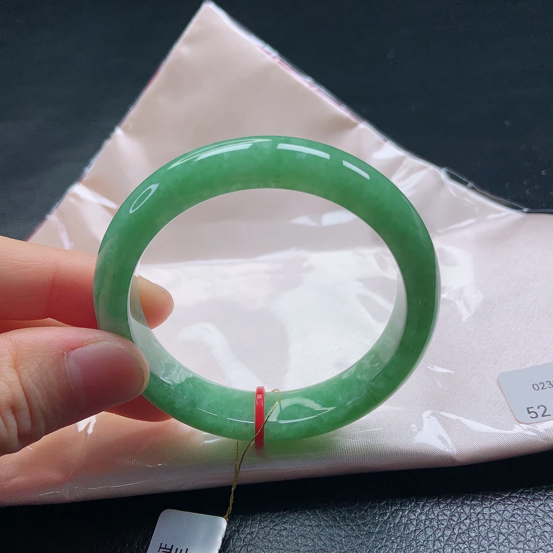 52➕圈口细润满色色阳宽边手镯时尚经典满绿平安镯