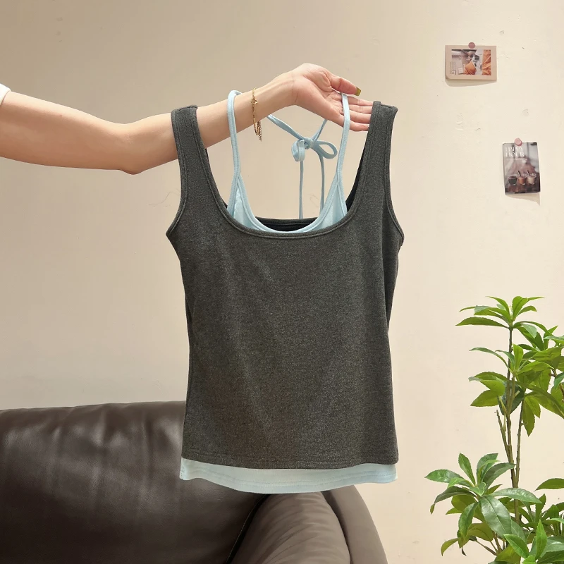 纯欲灰色假两件撞色拼接小吊带背心女夏新款修身显瘦无袖打底上衣
