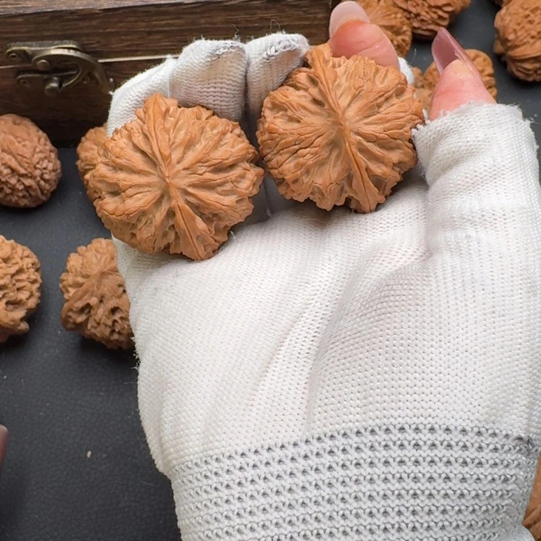 文玩核桃吊坠喵*?41苹果