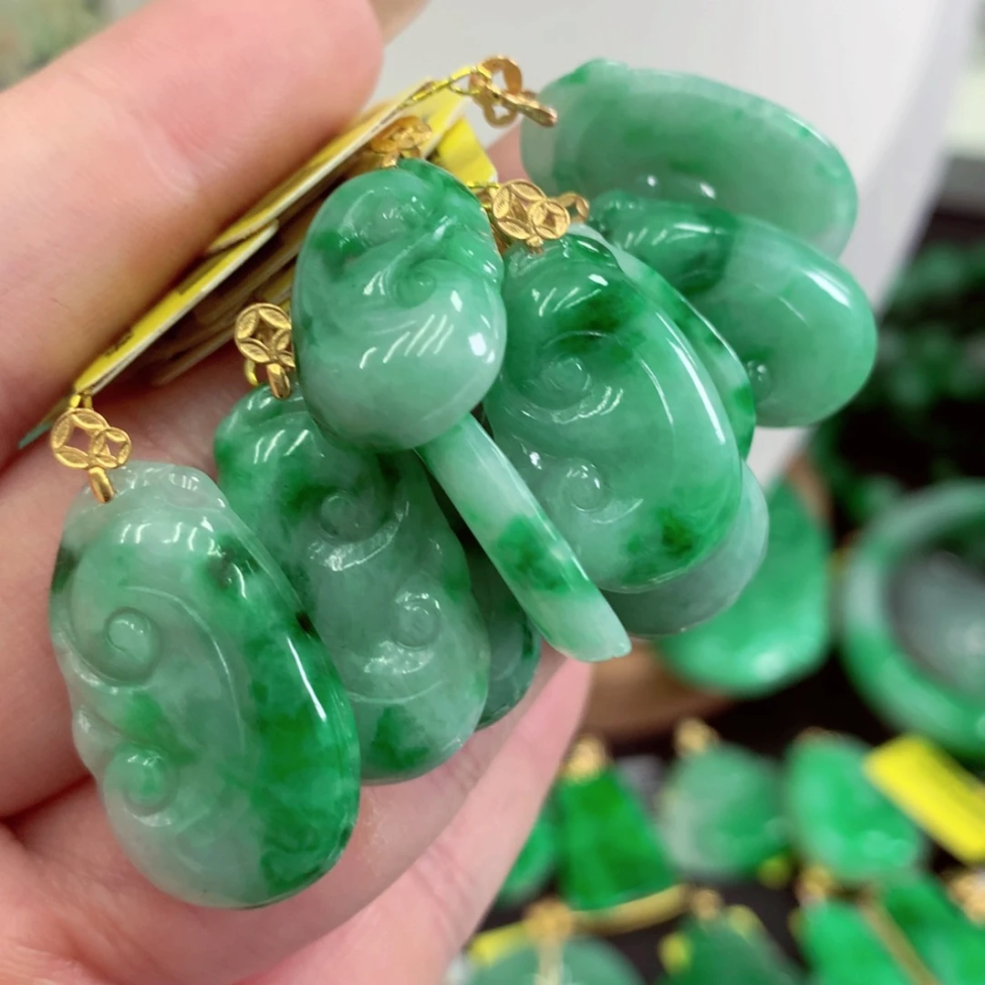 翡翠18K金镶嵌吊坠(不含链)多样性发货选其一