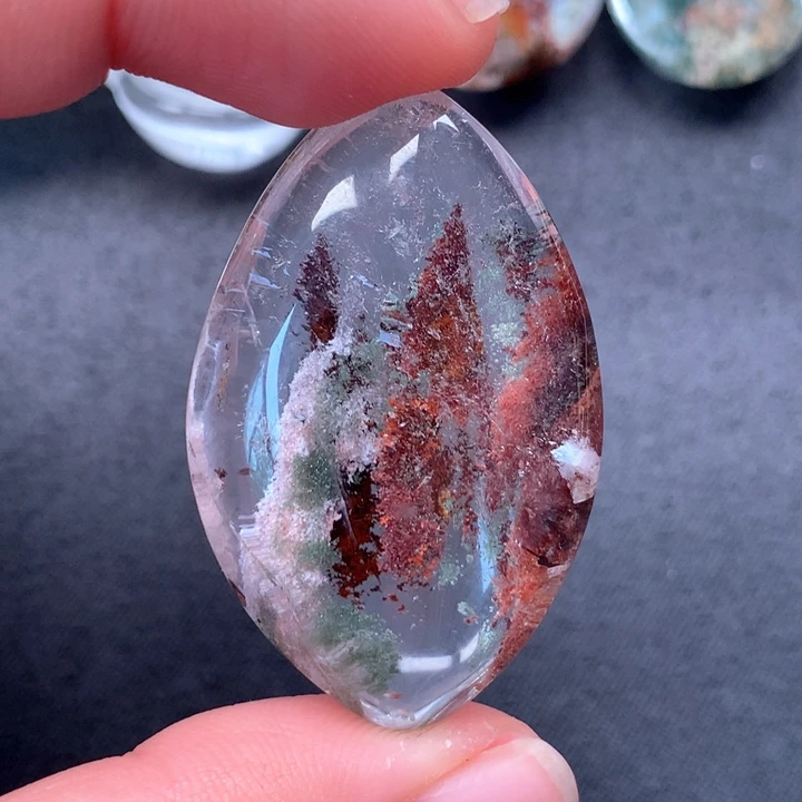 未镶嵌颈饰水晶水晶