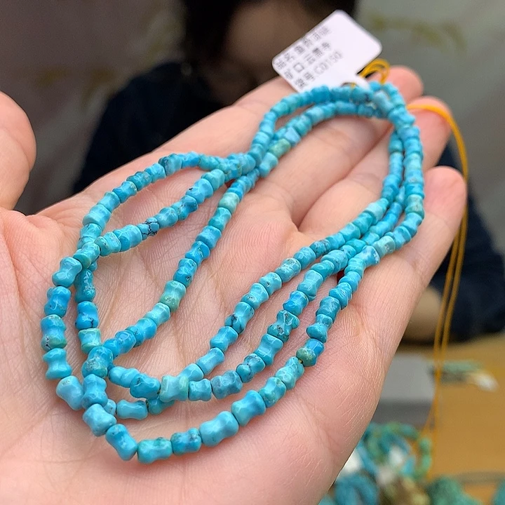绿松石未镶嵌原矿