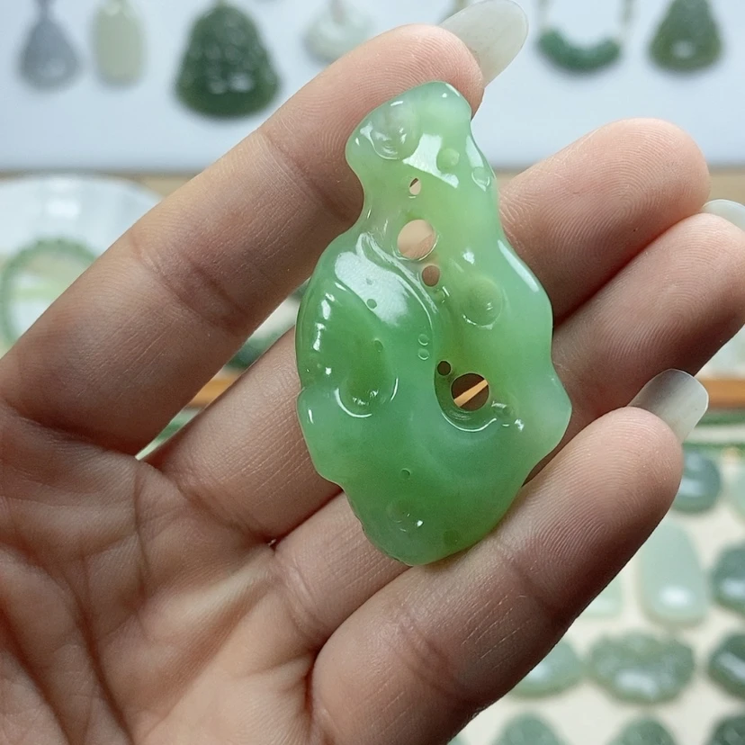 【闪购商品】颈饰未镶嵌和田玉