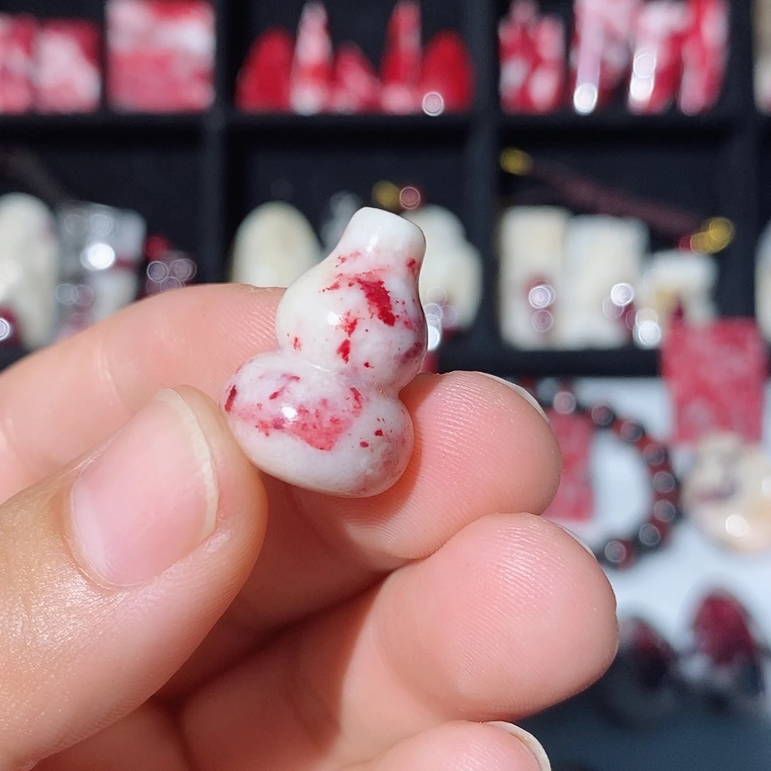 天然辰砂原石玉化葫芦