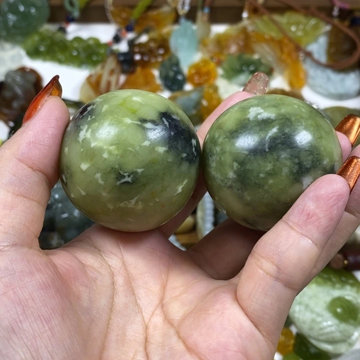 蛇纹石玉未镶嵌手球