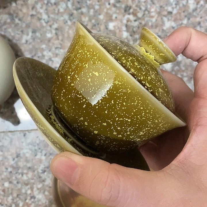 陶瓷艺术品及陶瓷壶