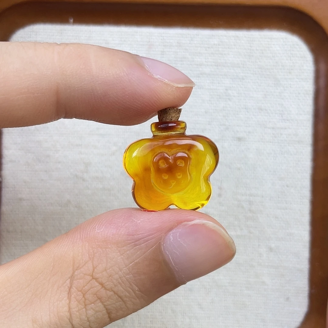 琥珀未镶嵌珠宝奇石兔子许愿瓶