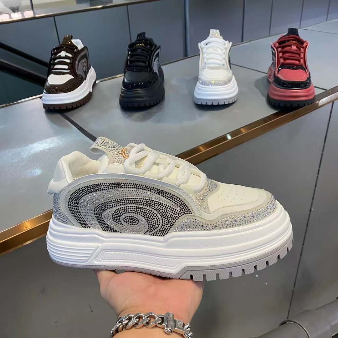 2025秋季烫钻时尚百搭舒适厚底潮流个性男士新款休闲鞋（皮鞋码）