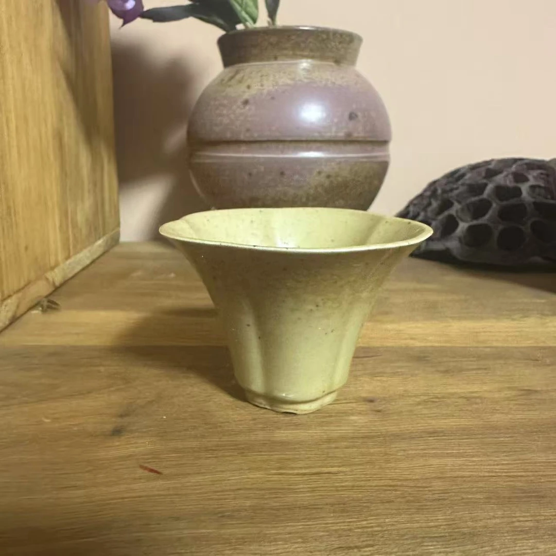 柴烧花口杯
