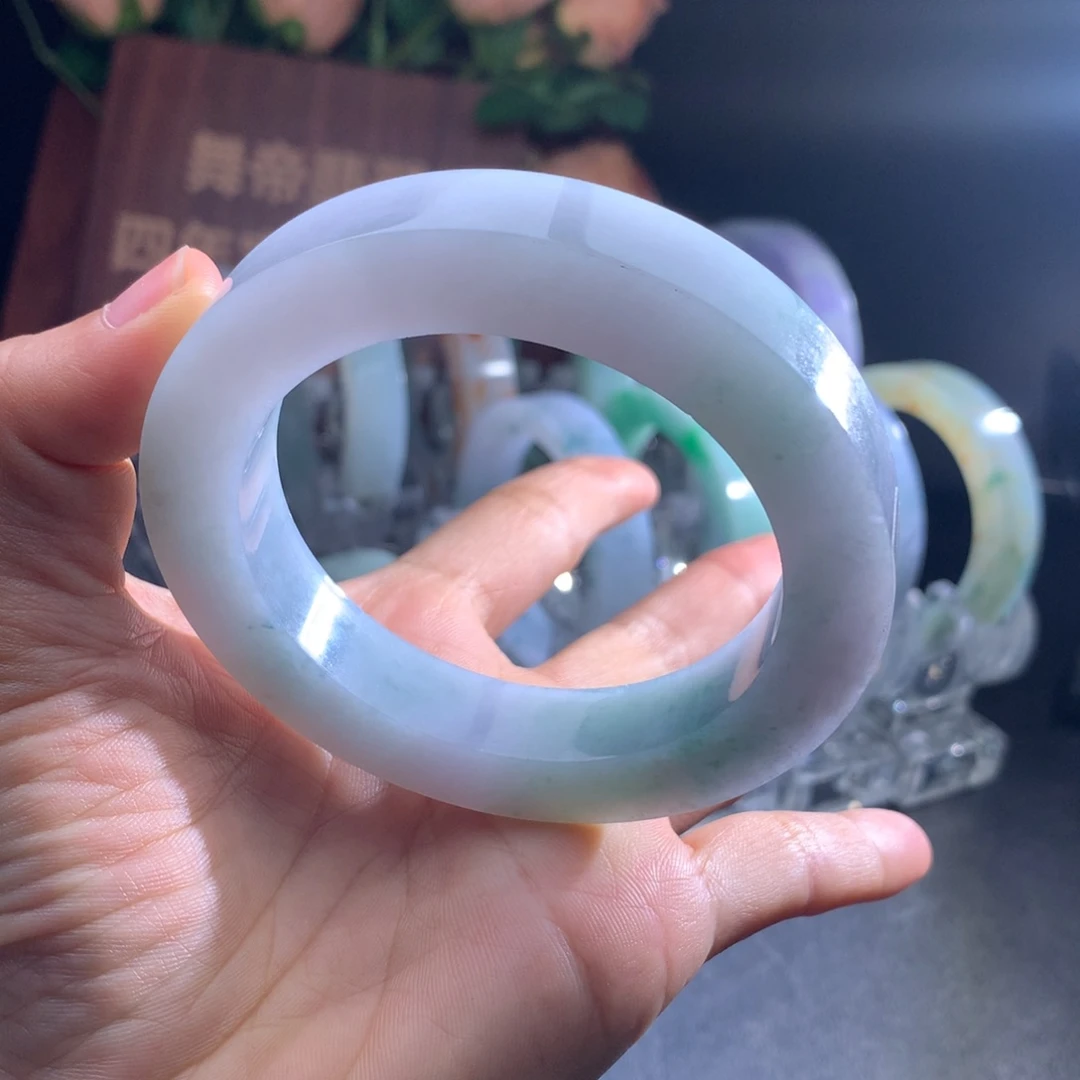 定制翡翠手镯未镶嵌