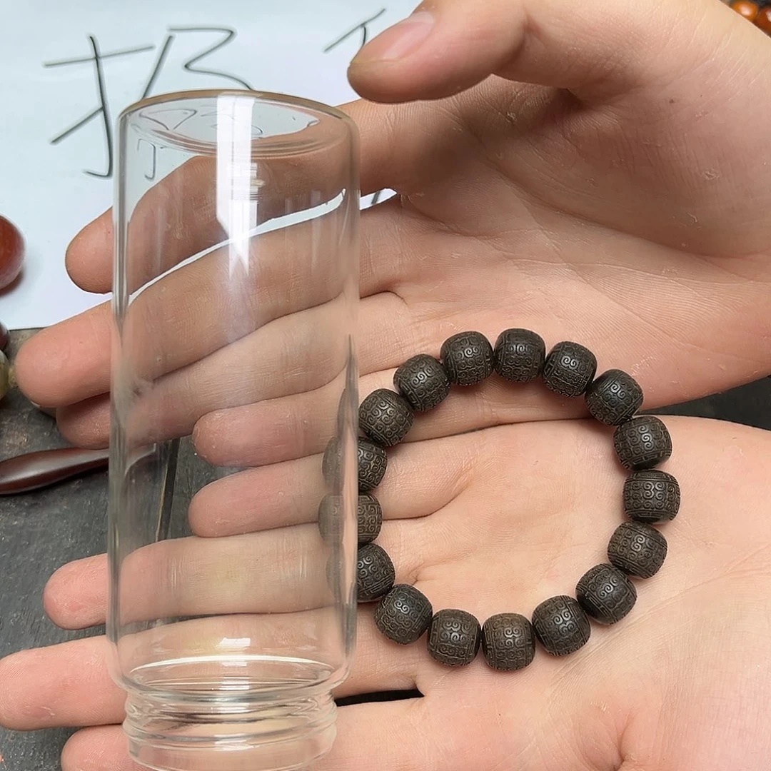 大叶紫檀（黑酸枝木类）